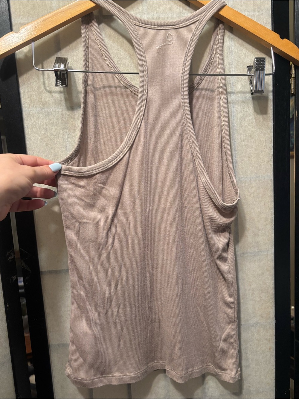 ARITZIA SUNDAY BEST SUN-DEH Ribbed Tencil Modal Scoop Tank - Picture 4 of 6